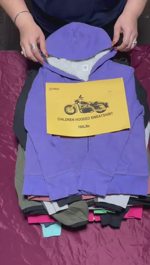 MT CHILDREN HOODED SWEATSHIRT